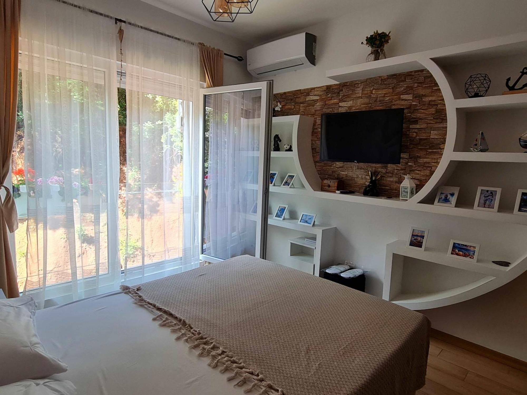 Juliette Apartment